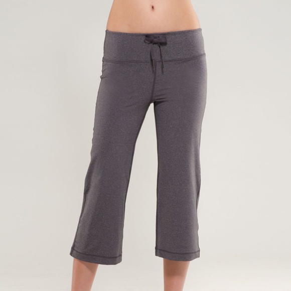 Lululemon Relaxed Fit Crop II